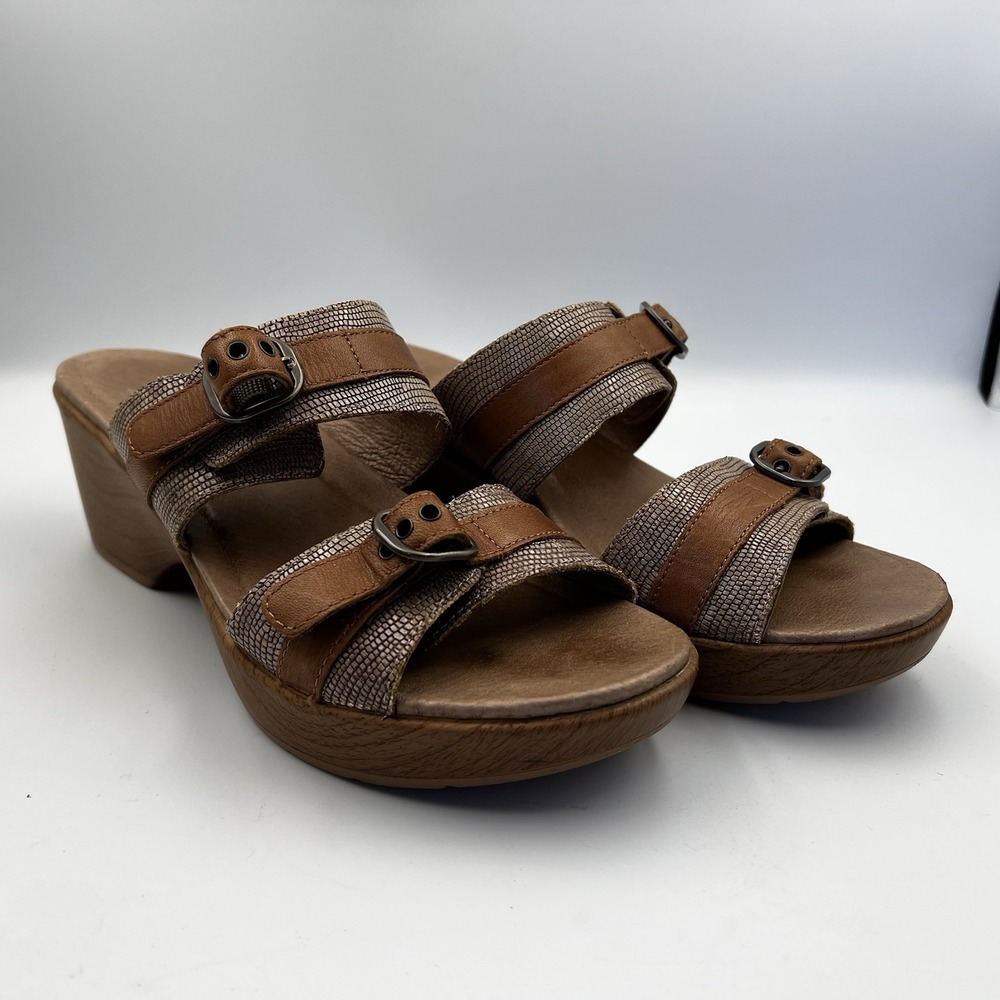 Dansko Jessie Lizard Sand Sandals Sz 41 US 11  Buckle Leather Slip On Leather
